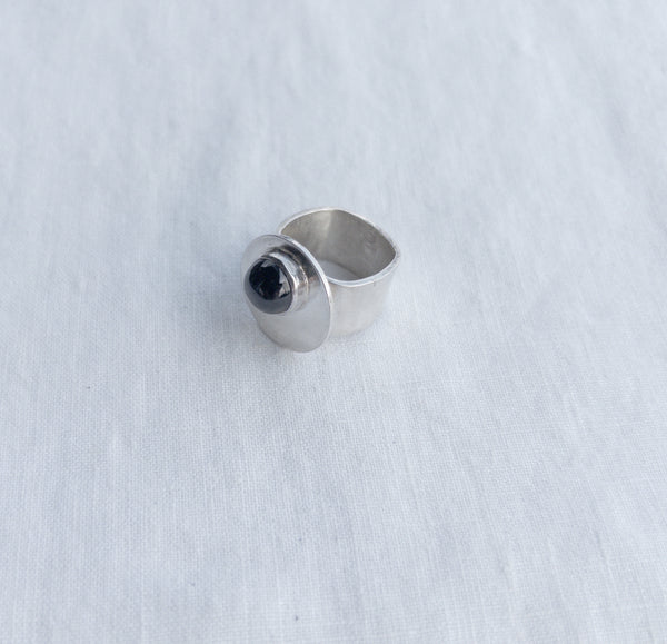 UNIFIE Black Star Ring