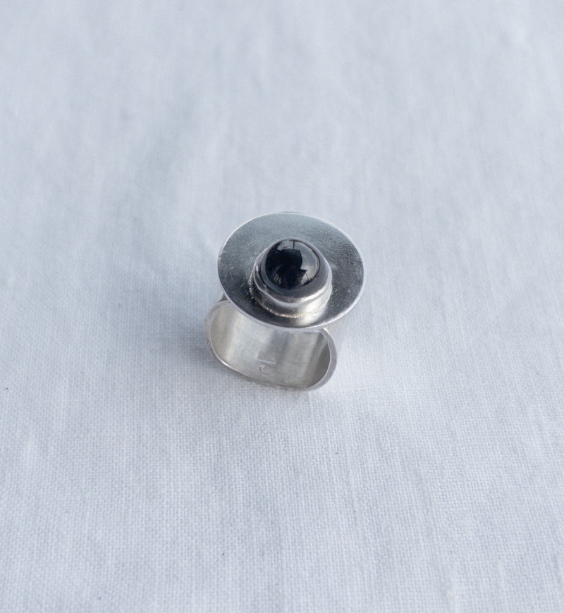 UNIFIE Black Star Ring