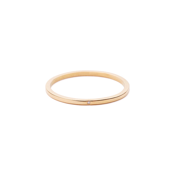 CLASSIC Ring 18Ct Gold with White Diamond